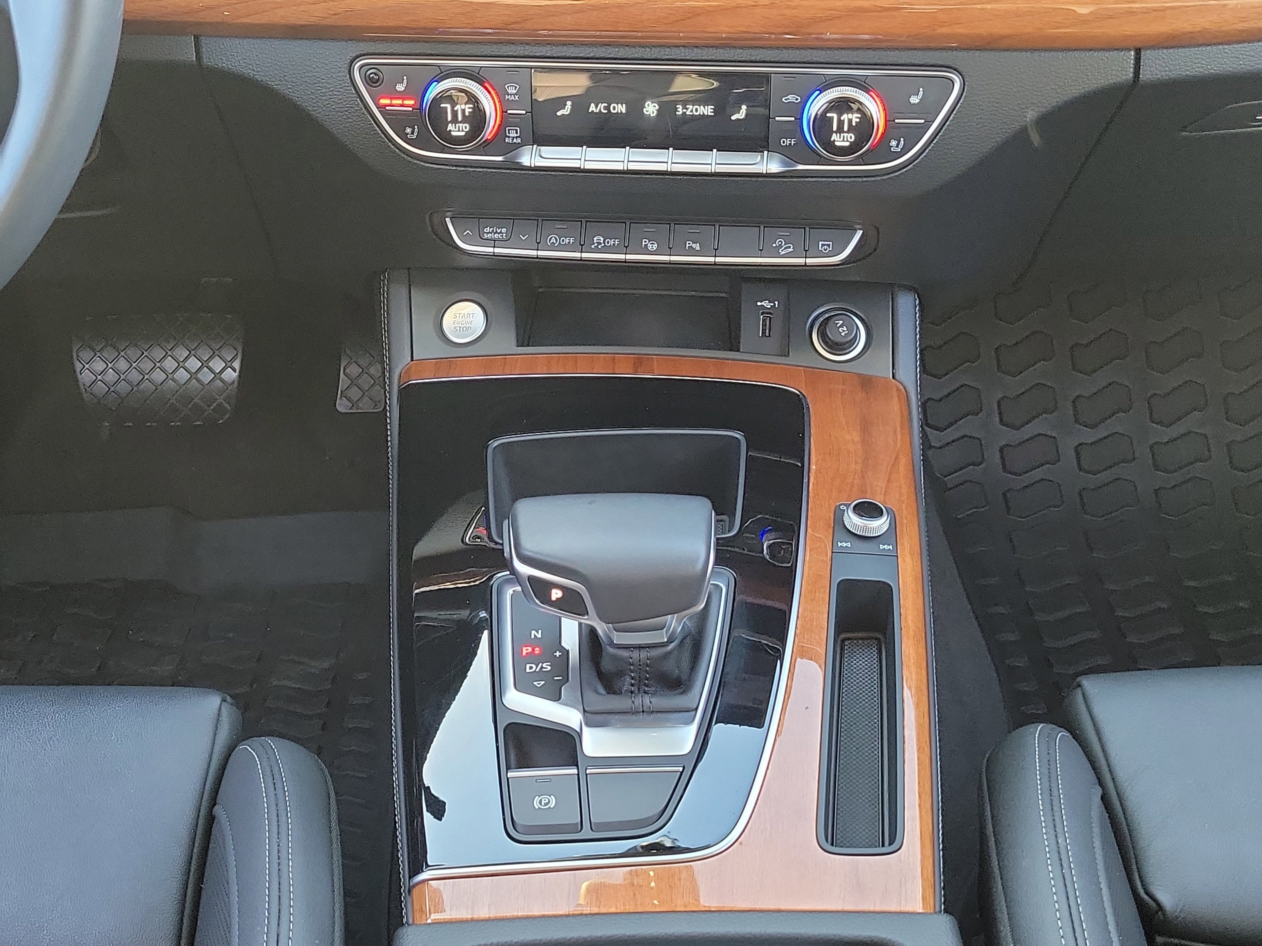 2021 Audi Q5 Prestige