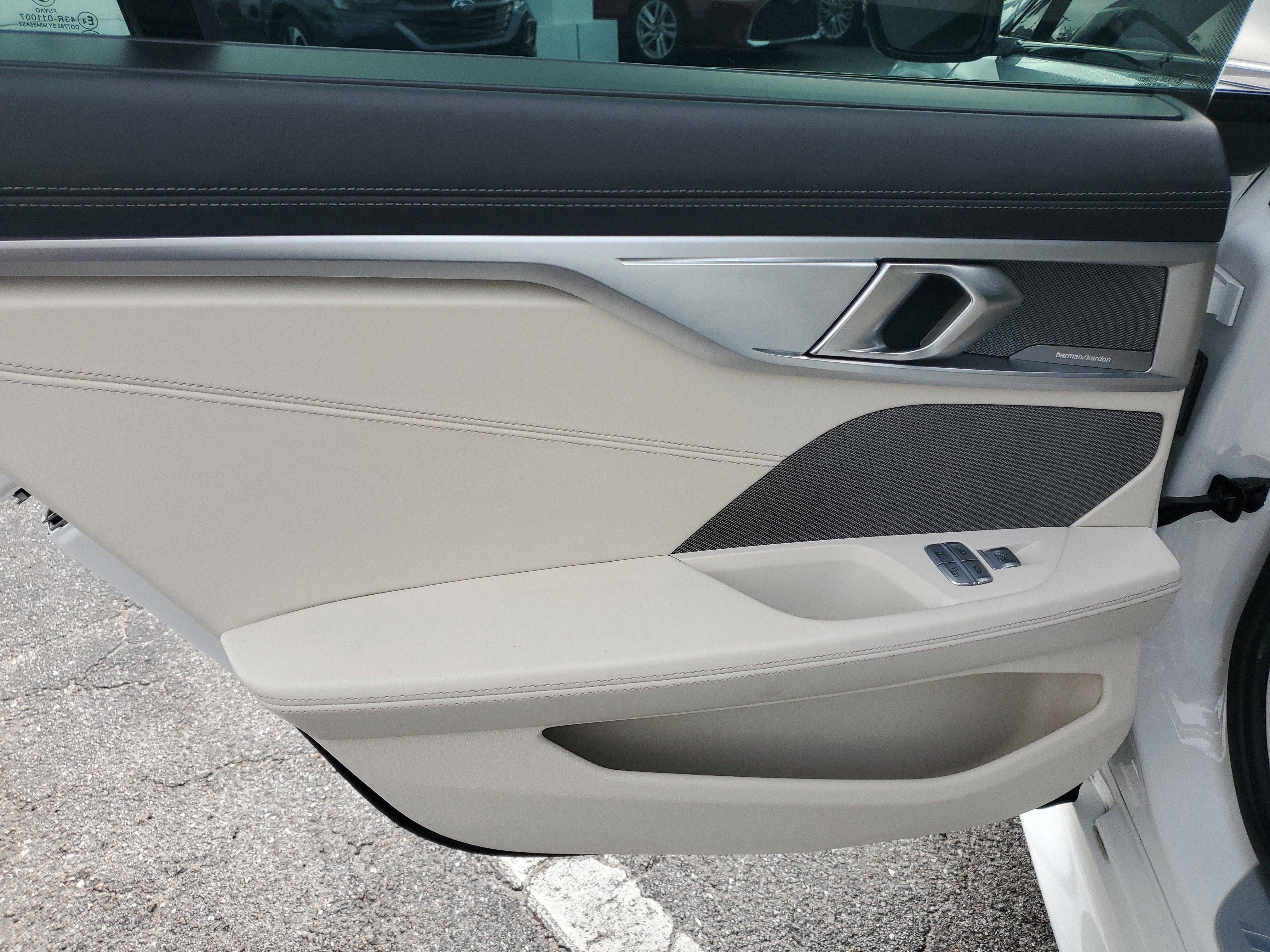 2022 BMW 8 Series 840i