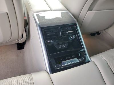 2022 BMW 8 Series 840i