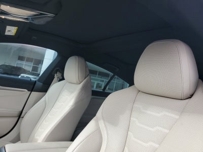 2022 BMW 8 Series 840i