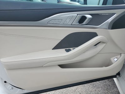 2022 BMW 8 Series 840i