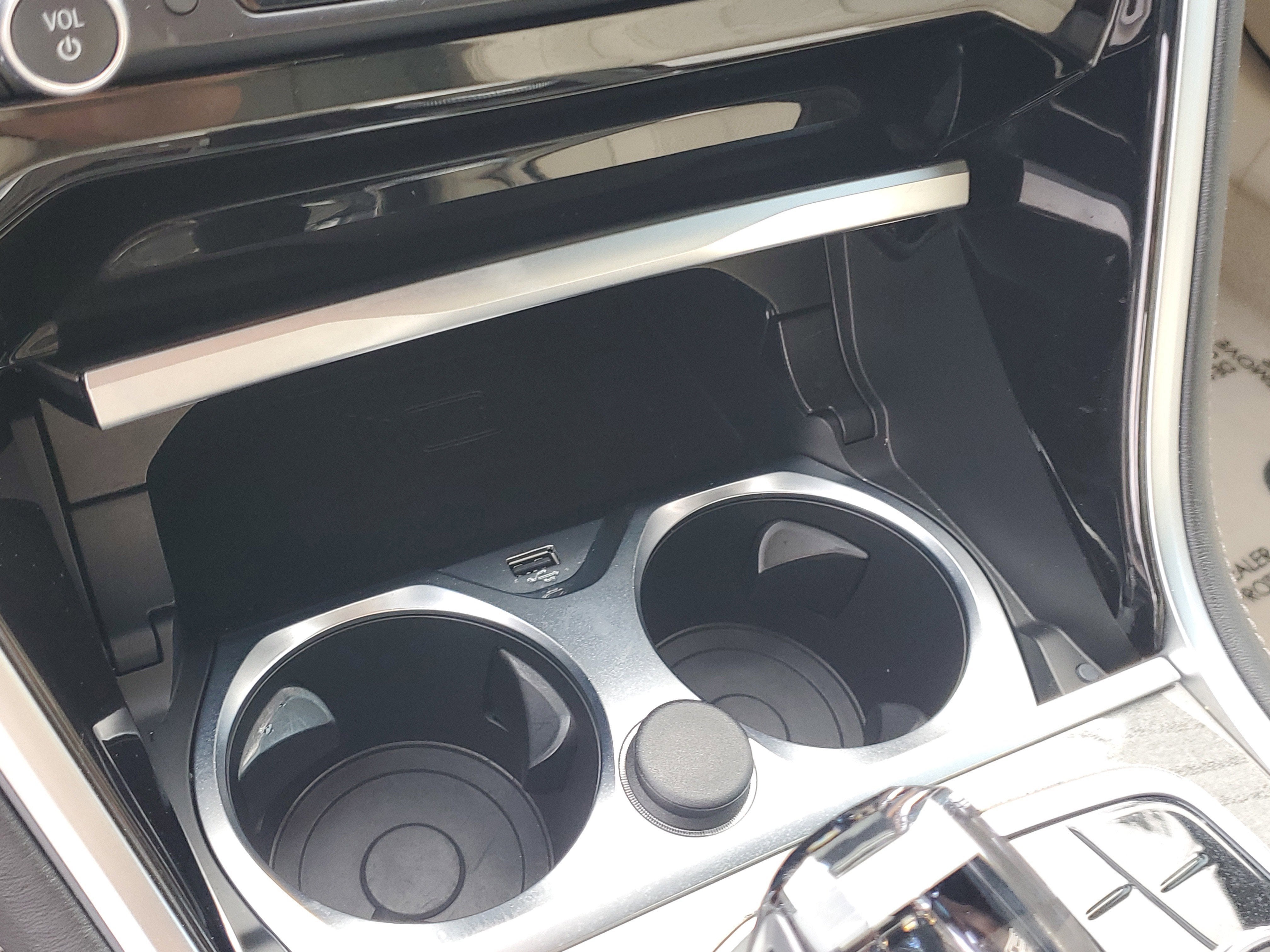 2022 BMW 8 Series 840i