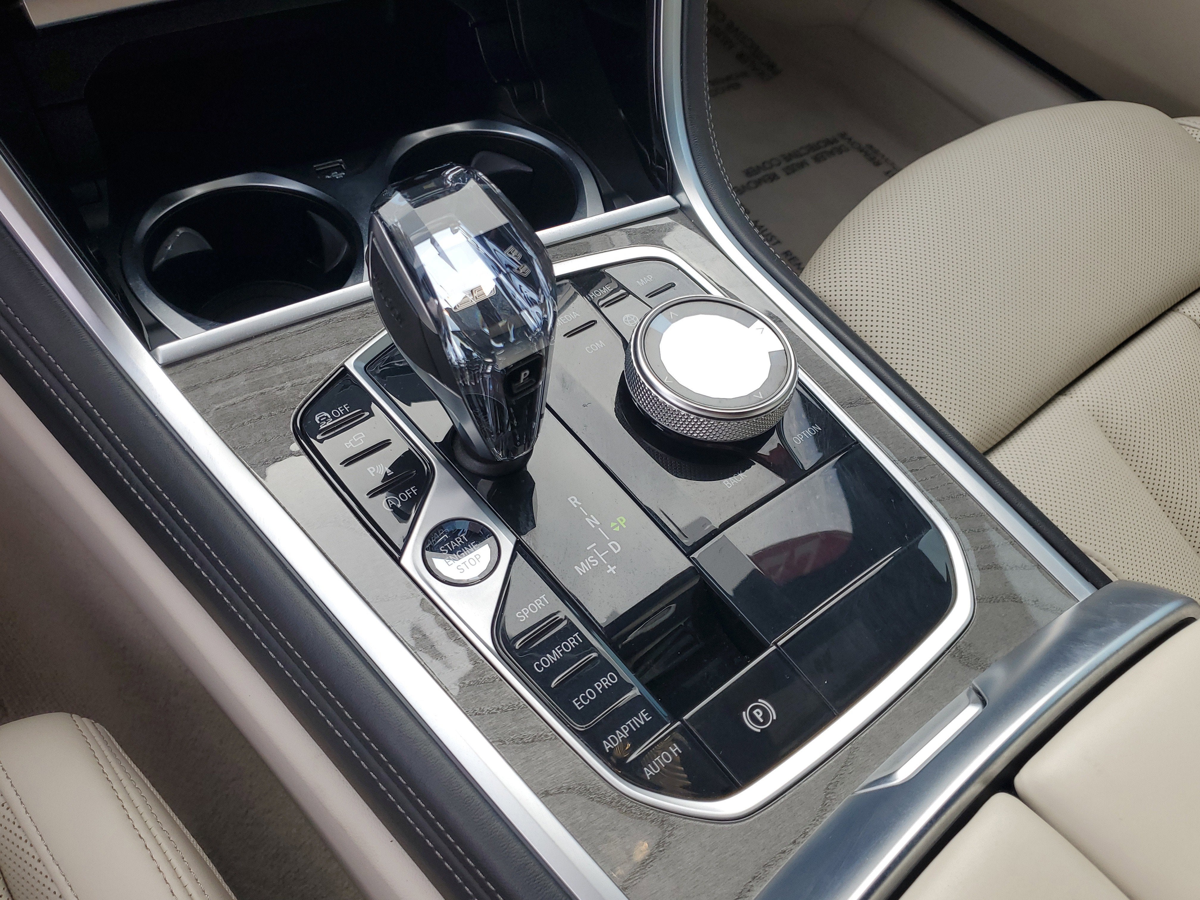 2022 BMW 8 Series 840i