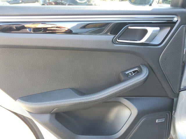 2021 Porsche Macan S