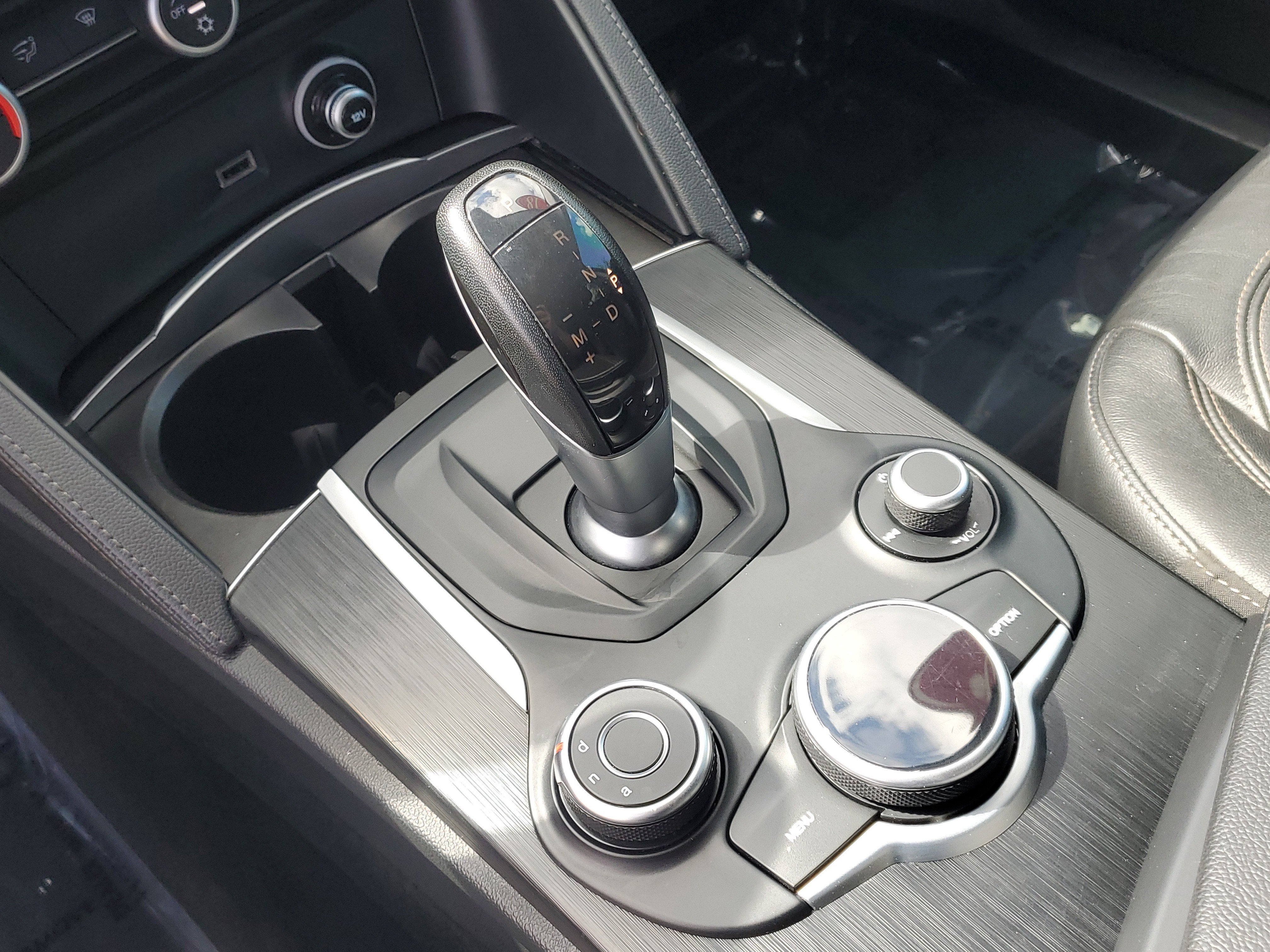 2018 Alfa Romeo Stelvio Base