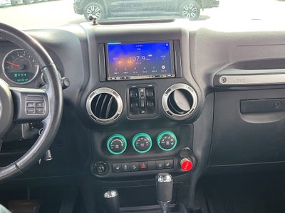 2018 Jeep Wrangler JK Unlimited Sahara