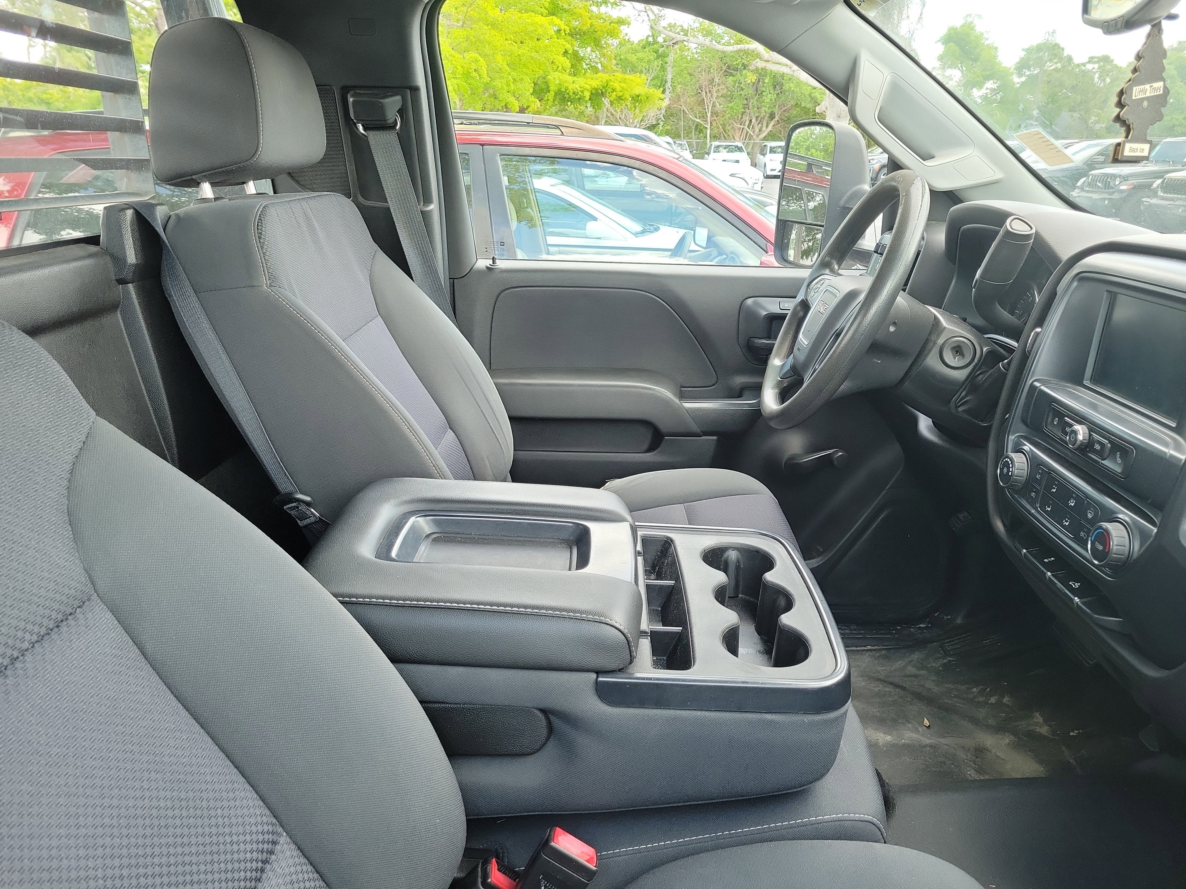 2018 GMC Sierra 3500HD 2WD Reg Cab 137.5" WB, 59.06" CA