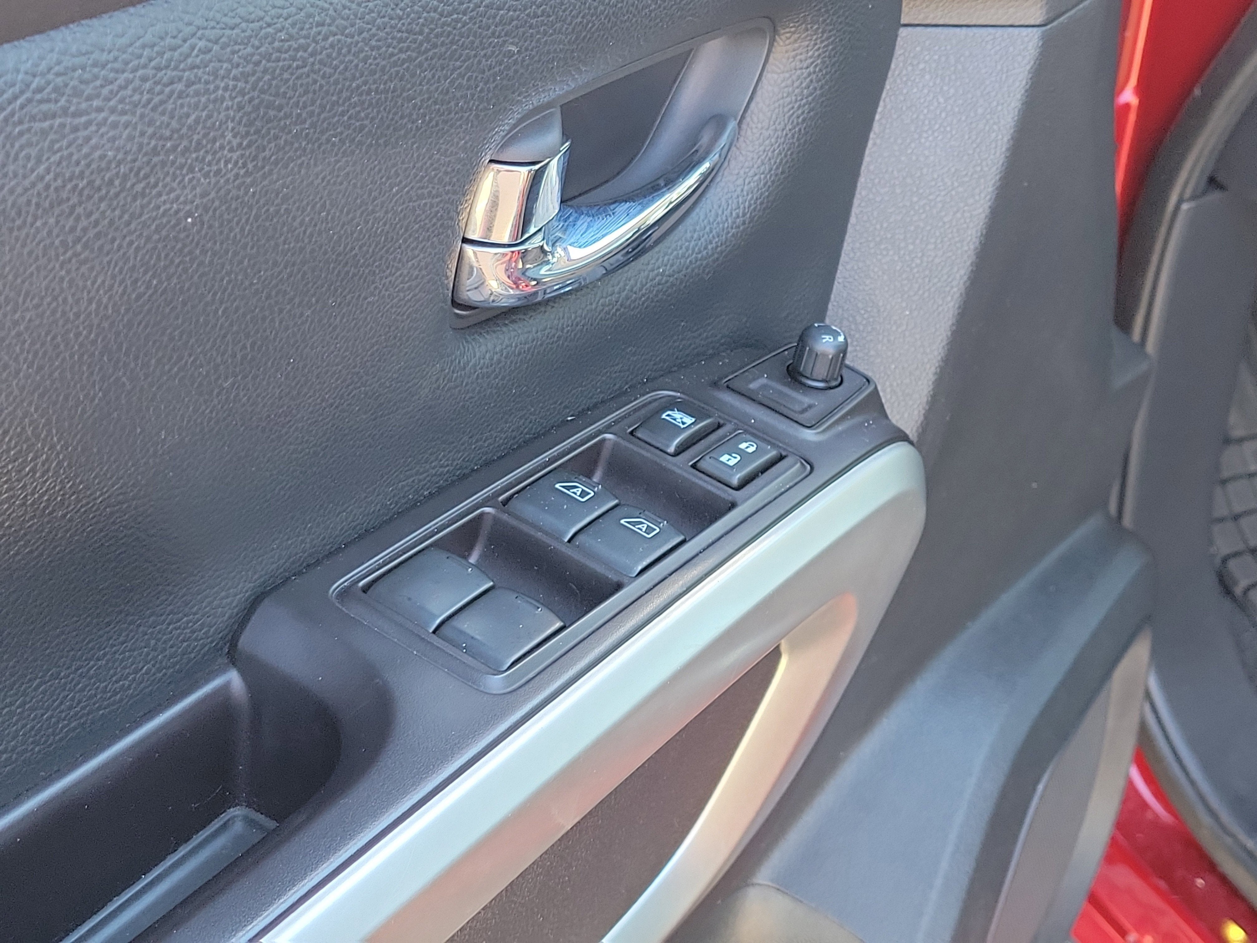 2020 Nissan Titan SL