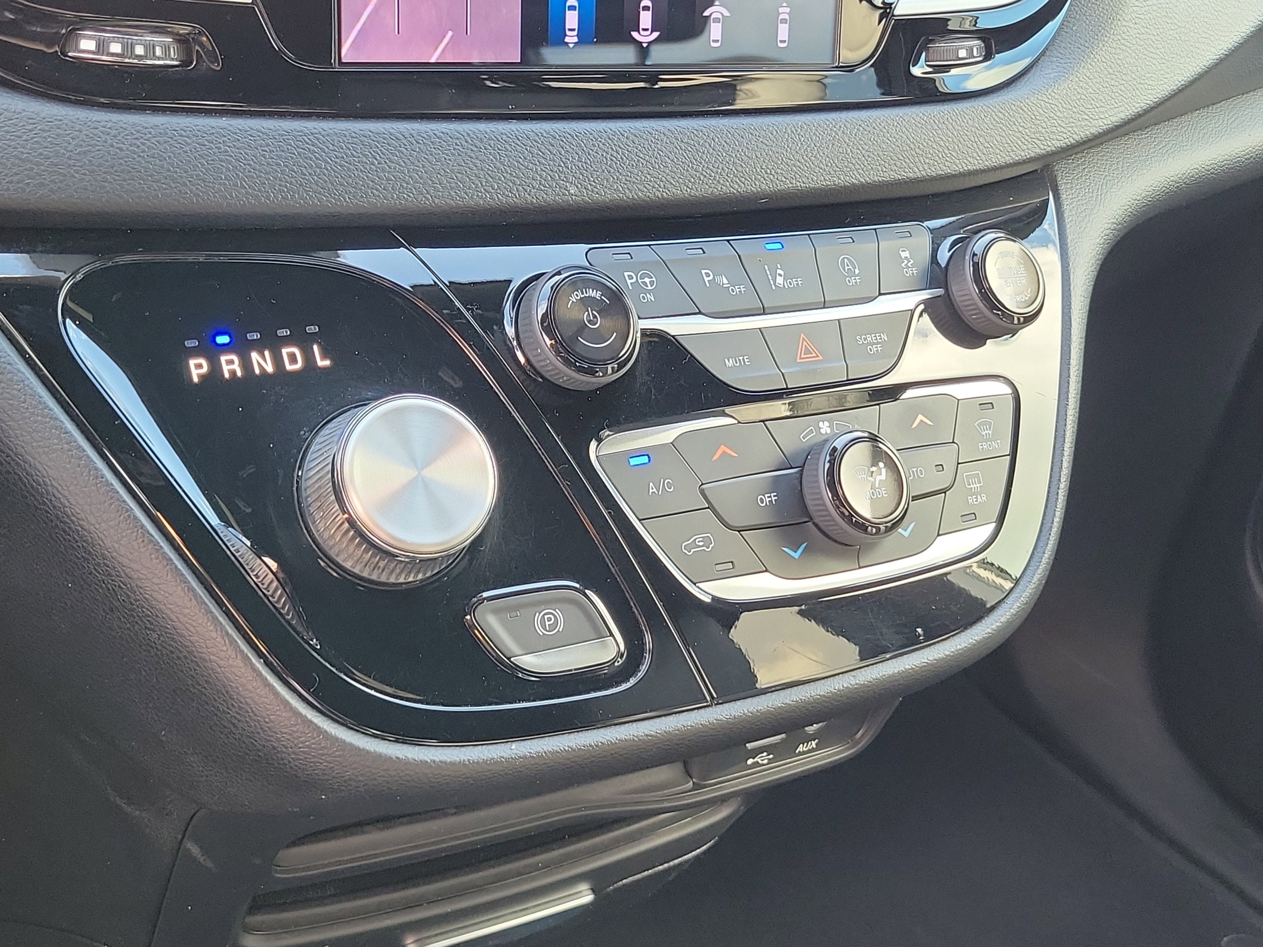 2020 Chrysler Pacifica Touring L