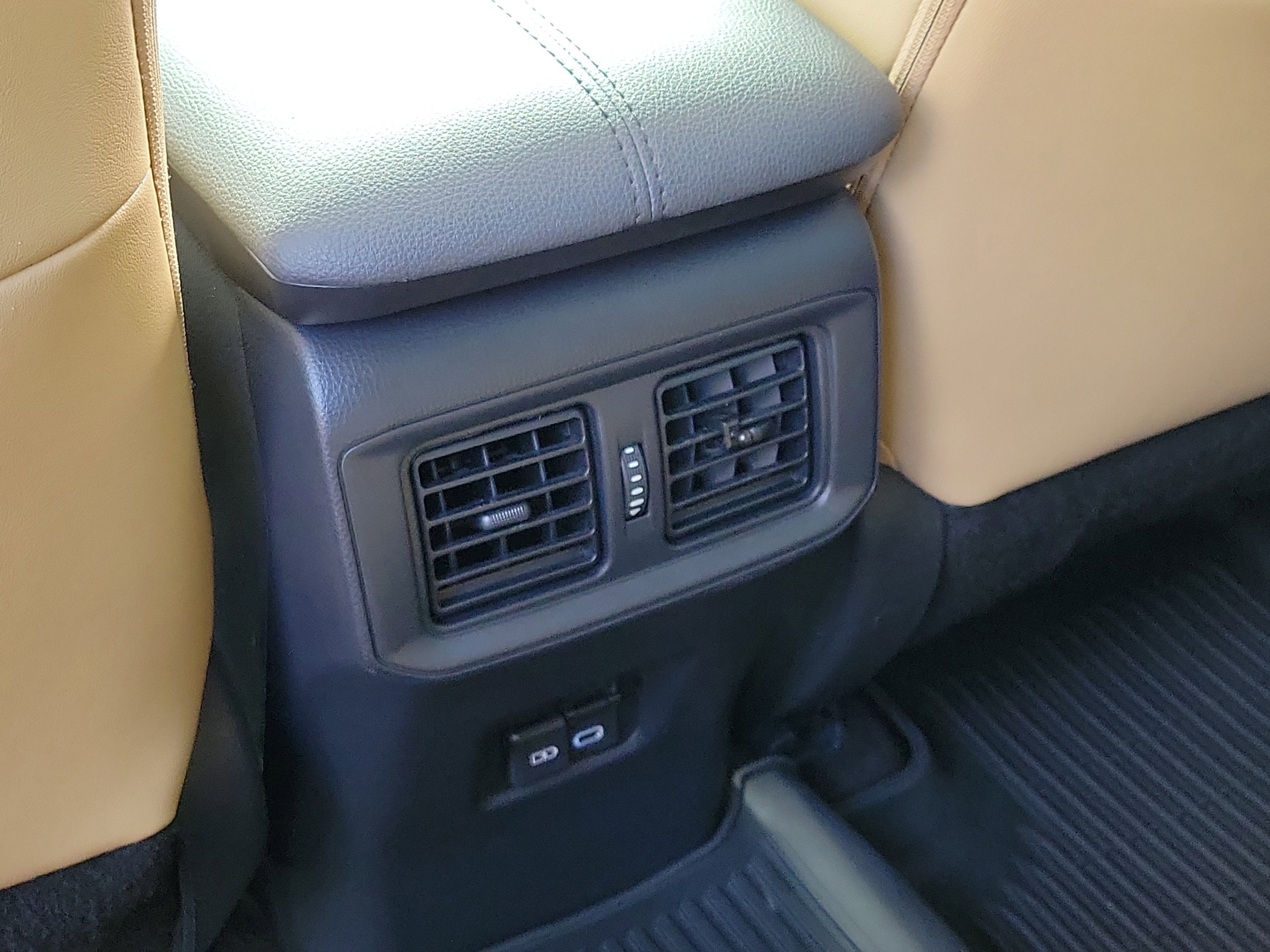 2025 Toyota RAV4 Hybrid XLE Premium