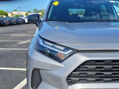 2024 Toyota RAV4 LE