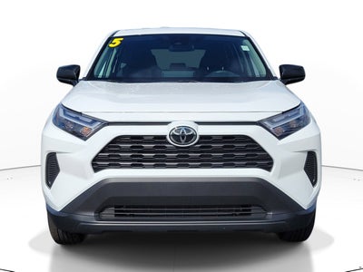 2025 Toyota RAV4 LE