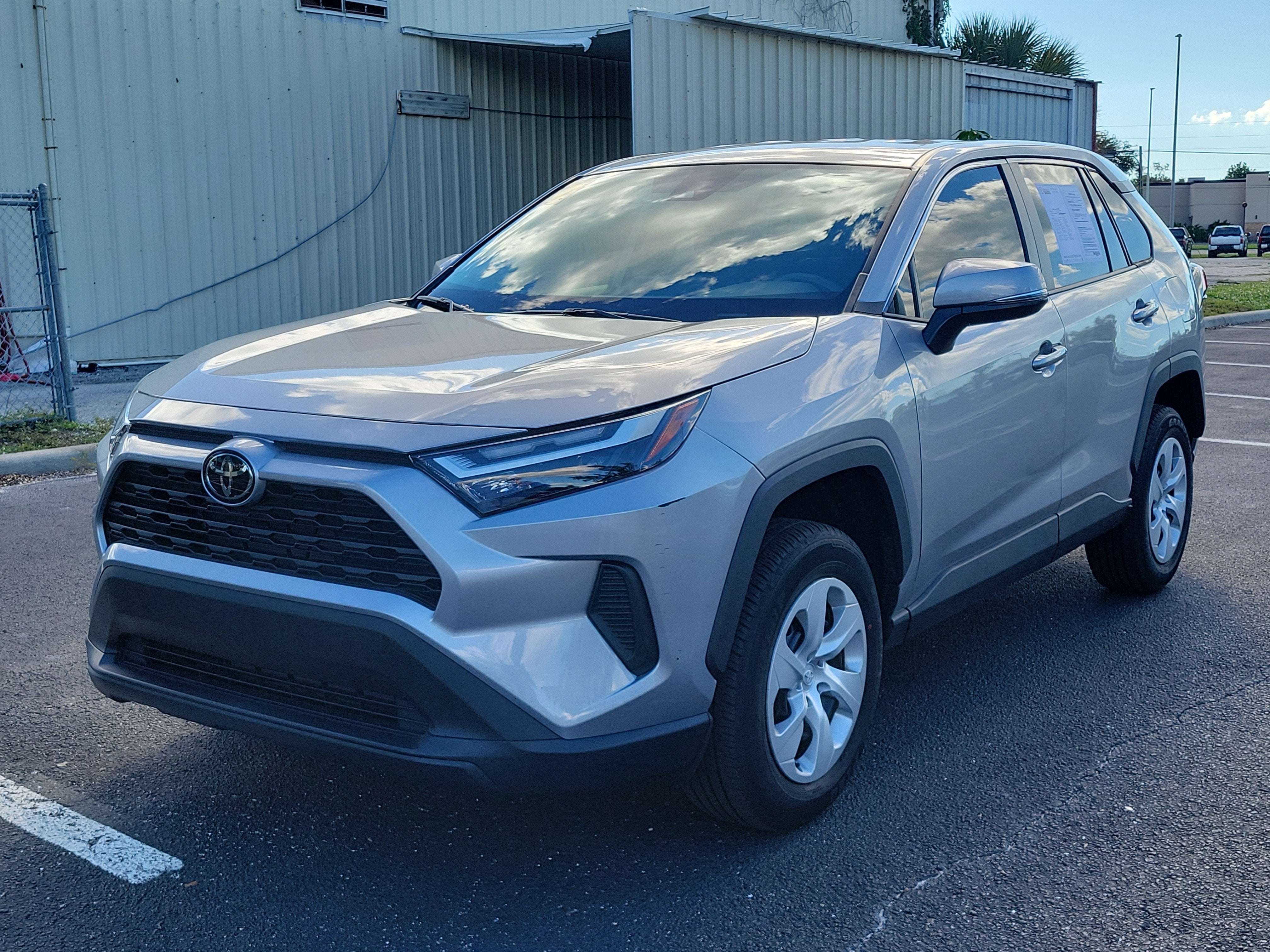 2024 Toyota RAV4 LE