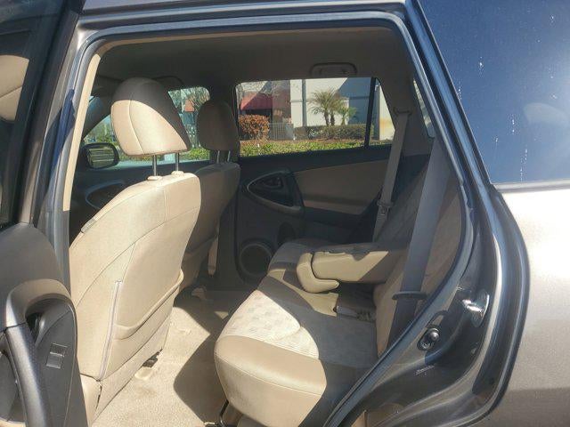 2011 Toyota RAV4 FWD 4dr 4-cyl 4-Spd AT (Natl)