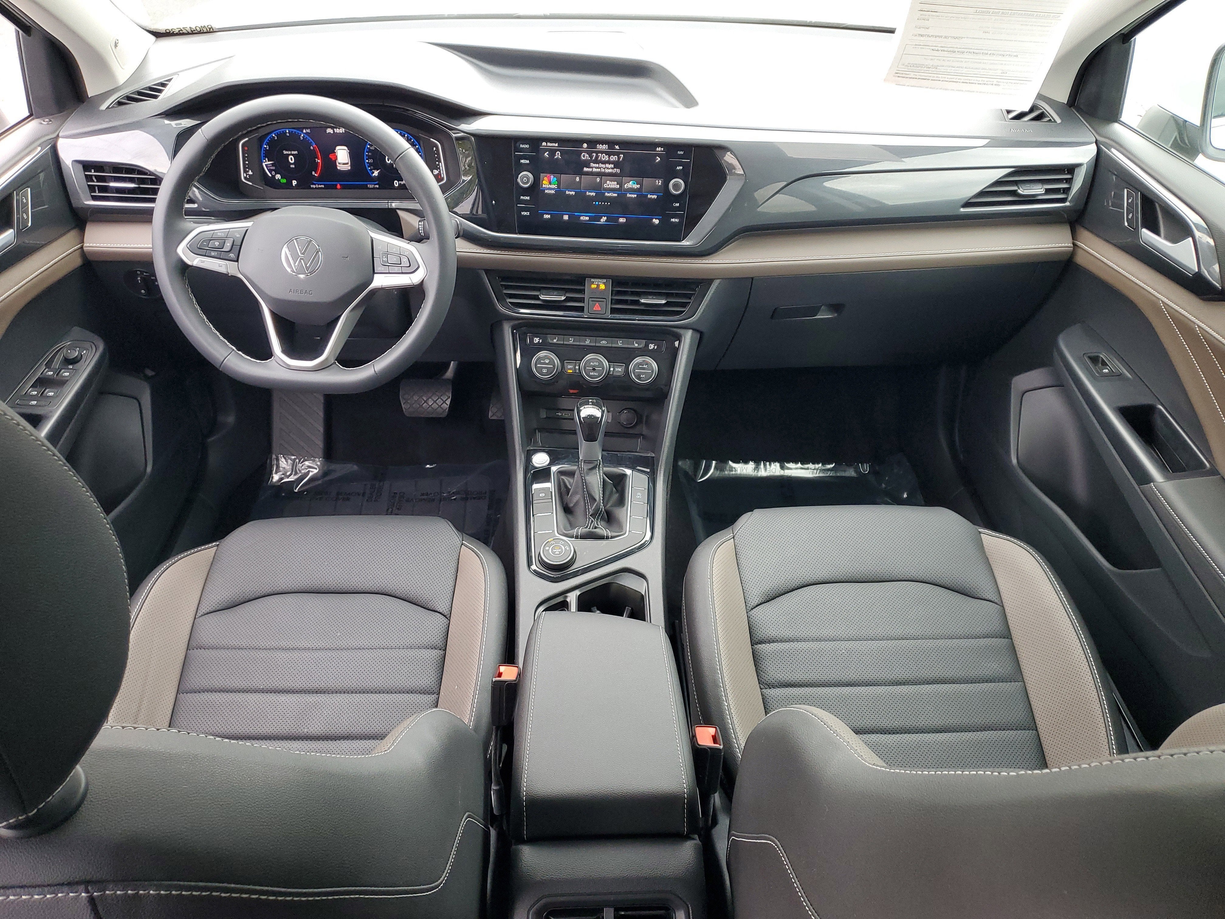 2024 Volkswagen Taos 1.5T SEL