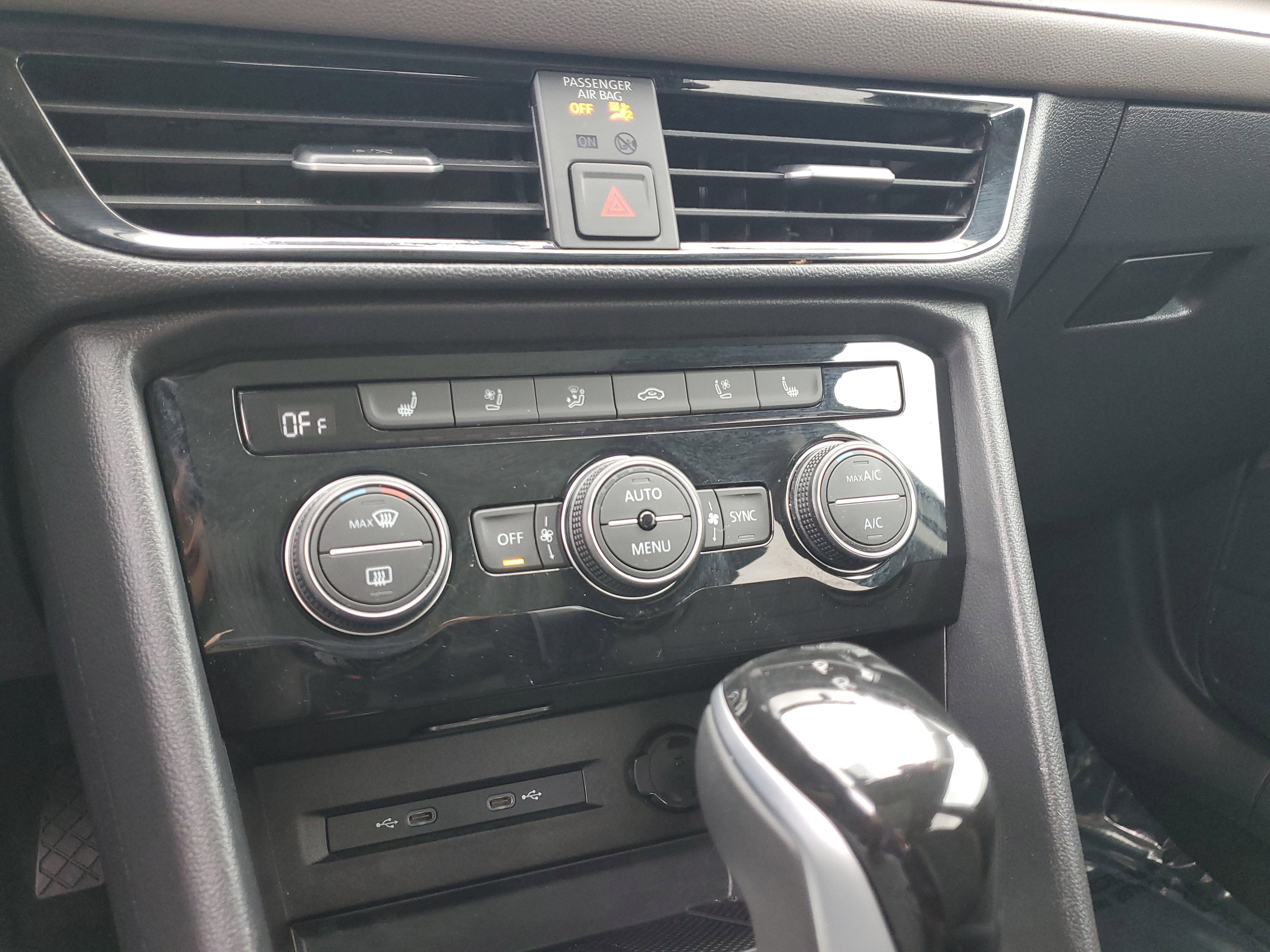 2024 Volkswagen Taos 1.5T SEL