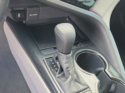 2019 Toyota Camry Hybrid LE
