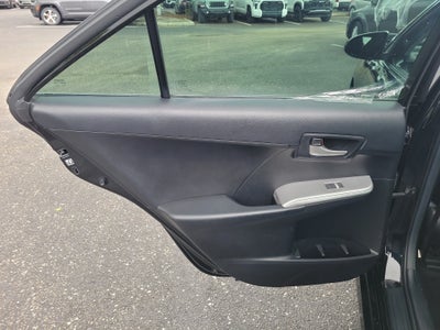 2014 Toyota Camry SE