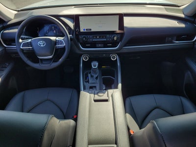 2025 Toyota Grand Highlander XLE