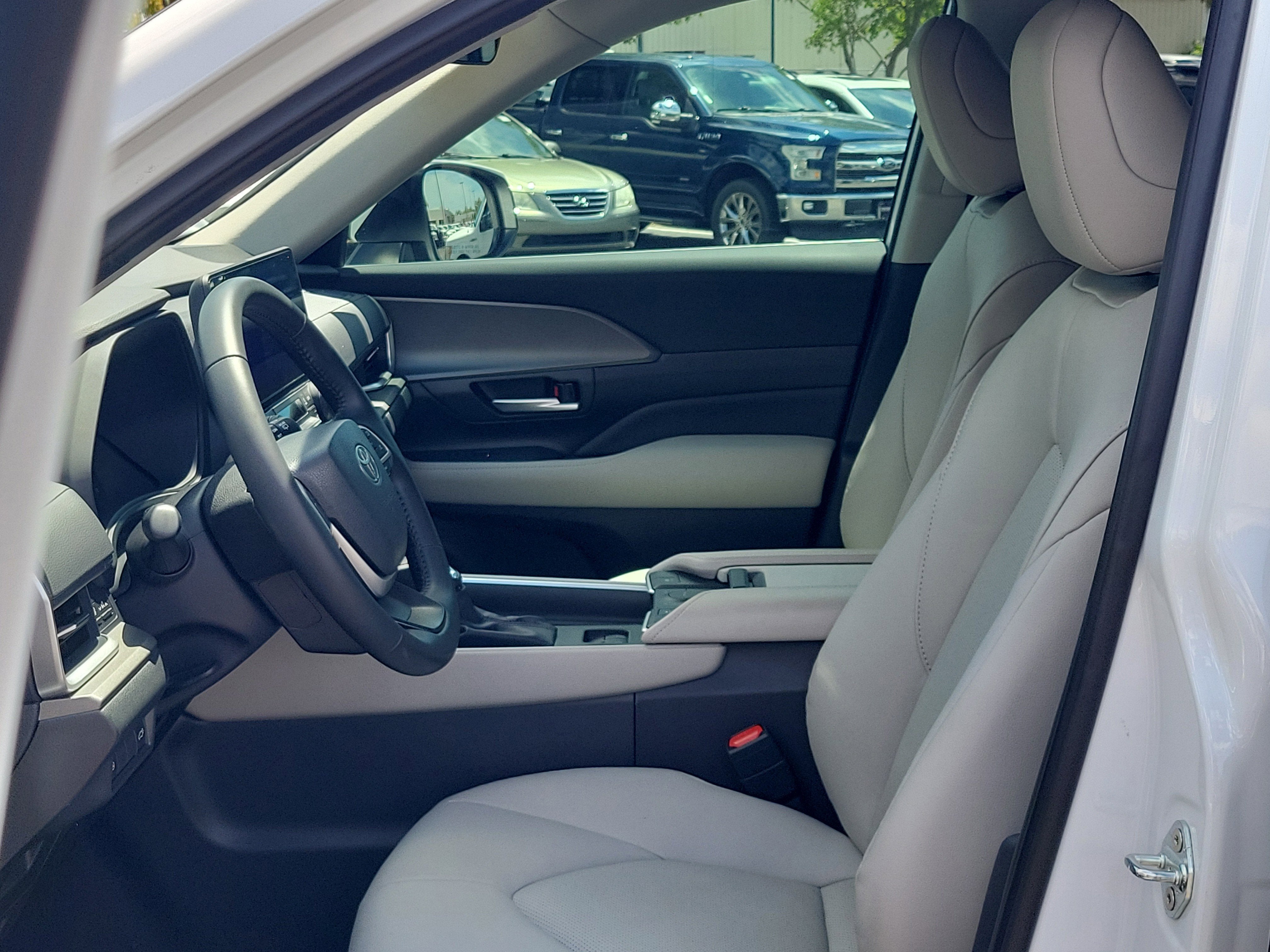 2025 Toyota Grand Highlander Hybrid XLE