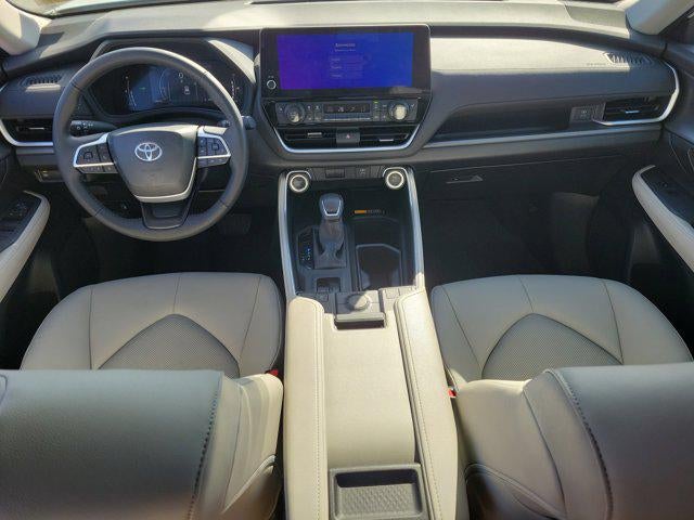 2025 Toyota Grand Highlander Hybrid XLE