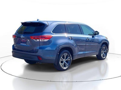 2017 Toyota Highlander LE