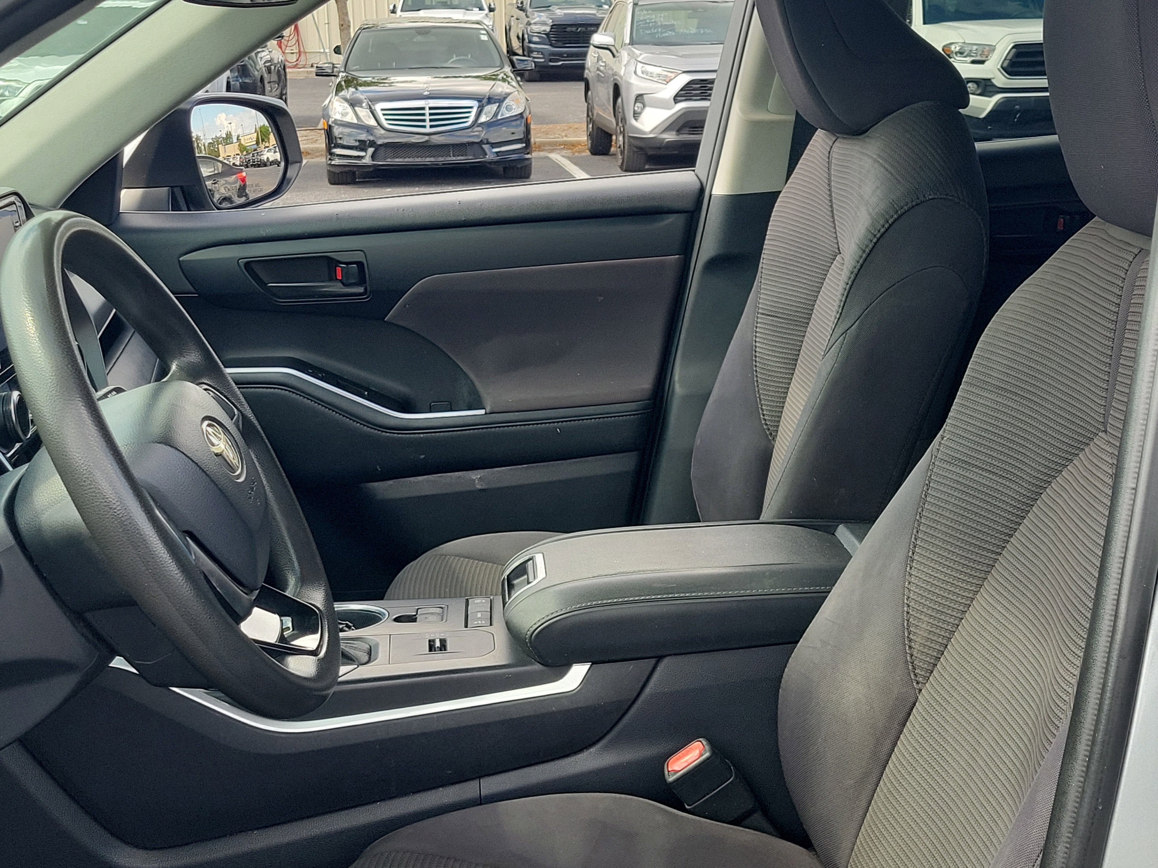 2021 Toyota Highlander L