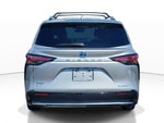 2025 Toyota Sienna Platinum