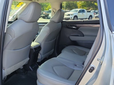 2023 Toyota Highlander Limited