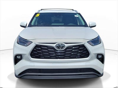2025 Toyota Highlander XLE