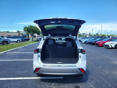 2026 Toyota Highlander Platinum