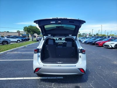 2026 Toyota Highlander Platinum