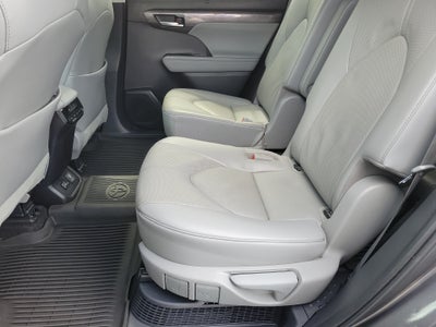 2023 Toyota Highlander Hybrid Limited