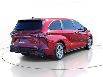 2023 Toyota Sienna XSE