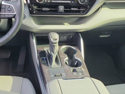 2022 Toyota Highlander Limited
