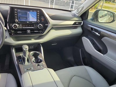 2022 Toyota Highlander Limited