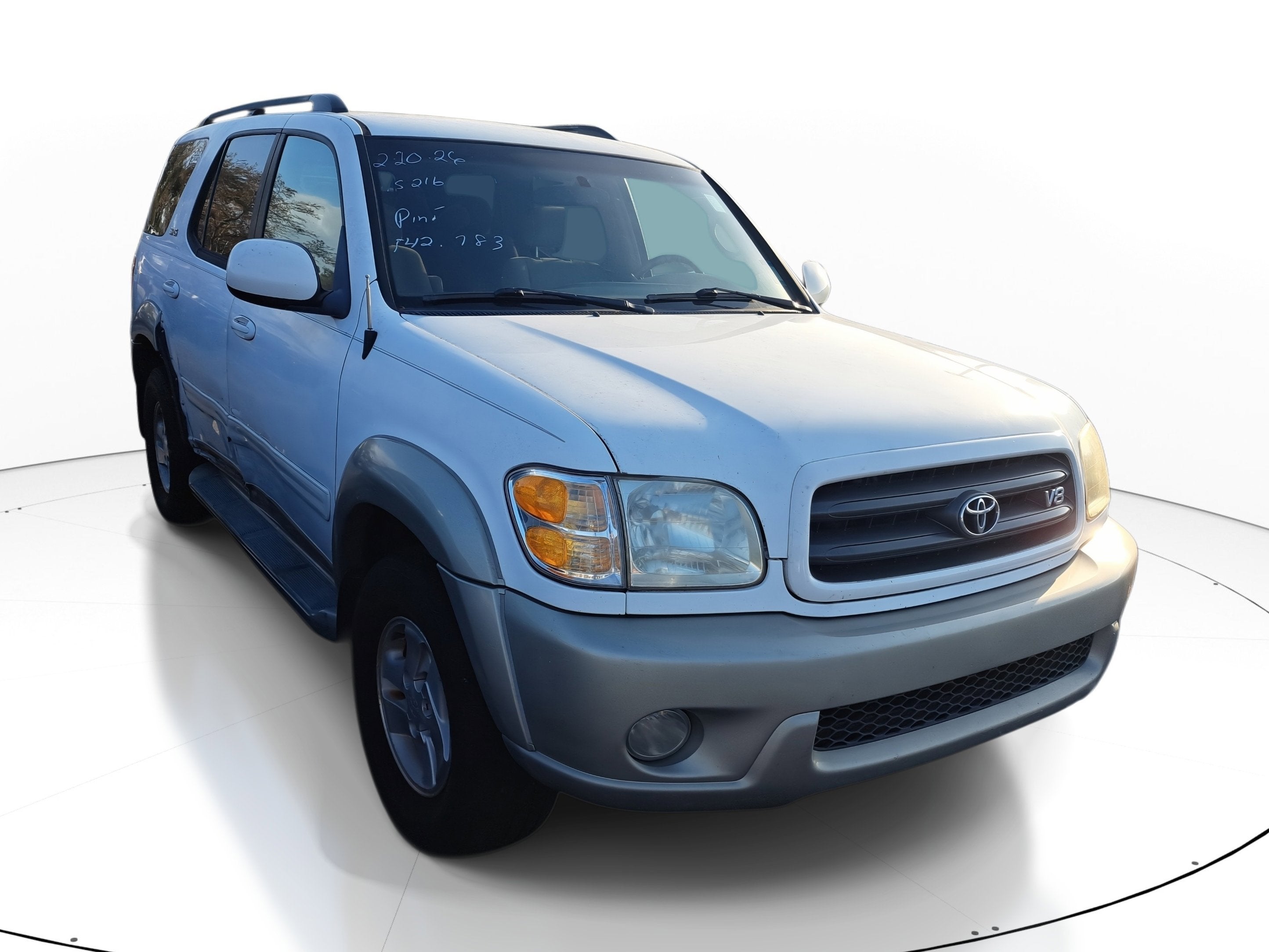 2004 Toyota Sequoia SR5