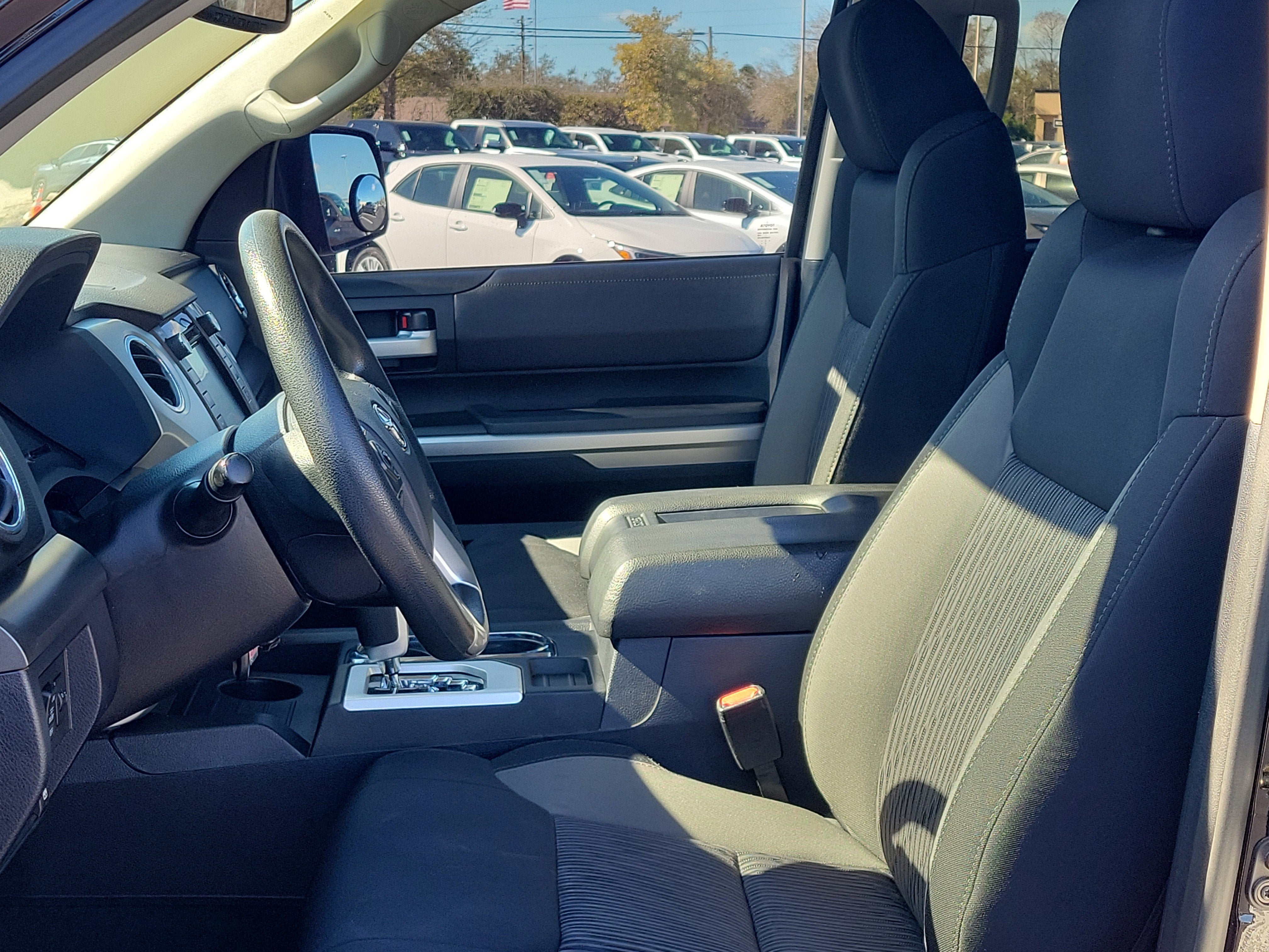 2017 Toyota Tundra SR5