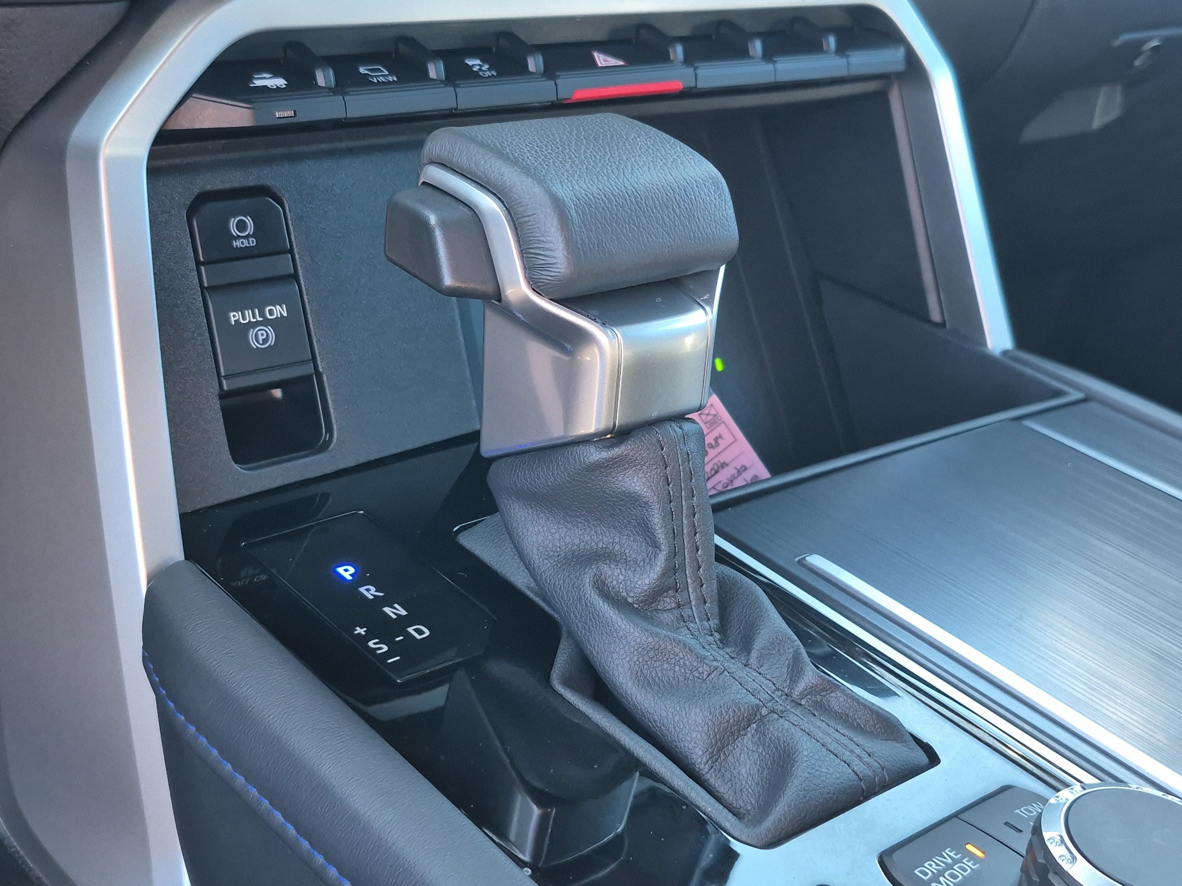 2024 Toyota Tundra Hybrid Platinum