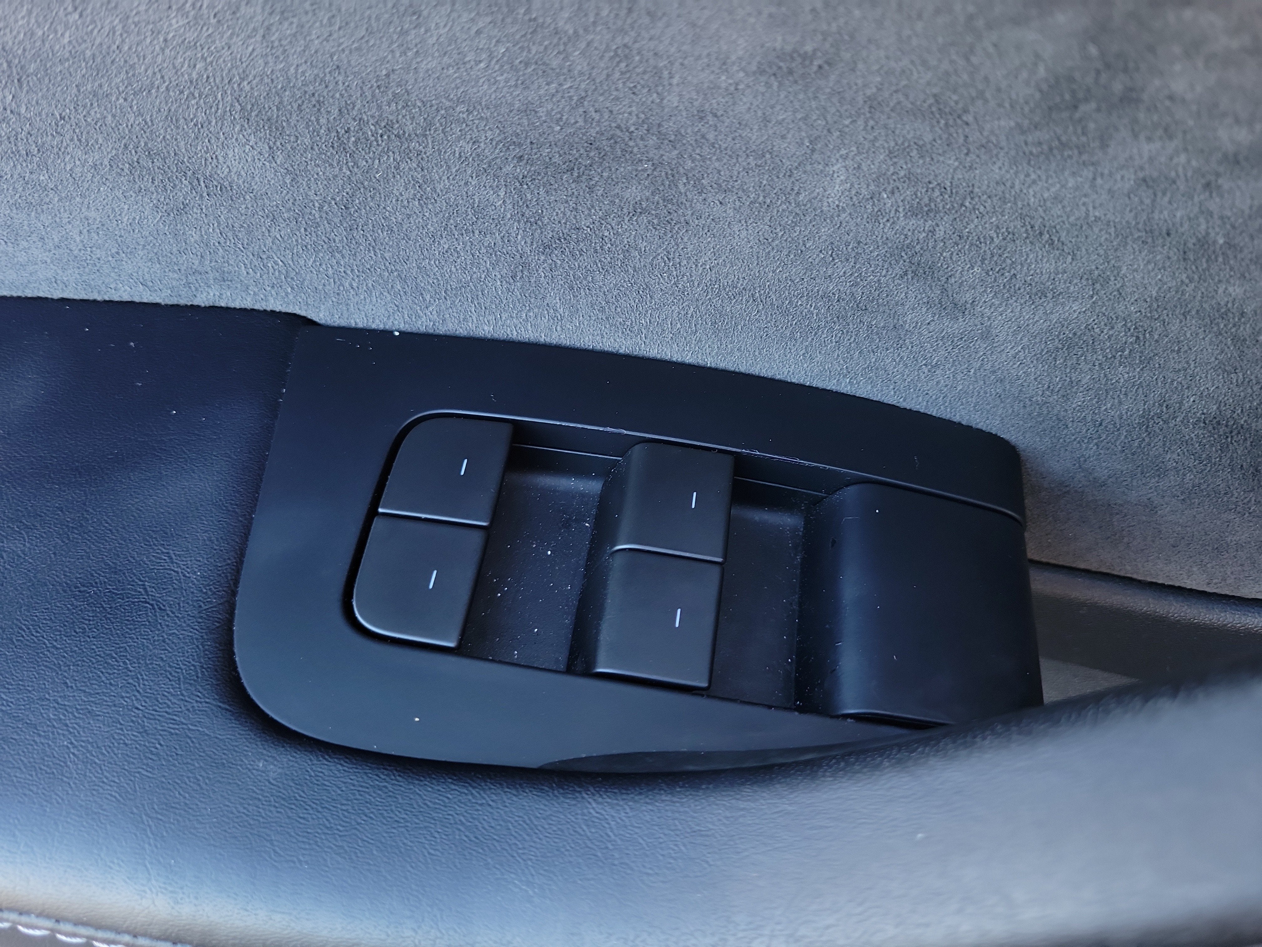 2023 Tesla Model 3 RWD