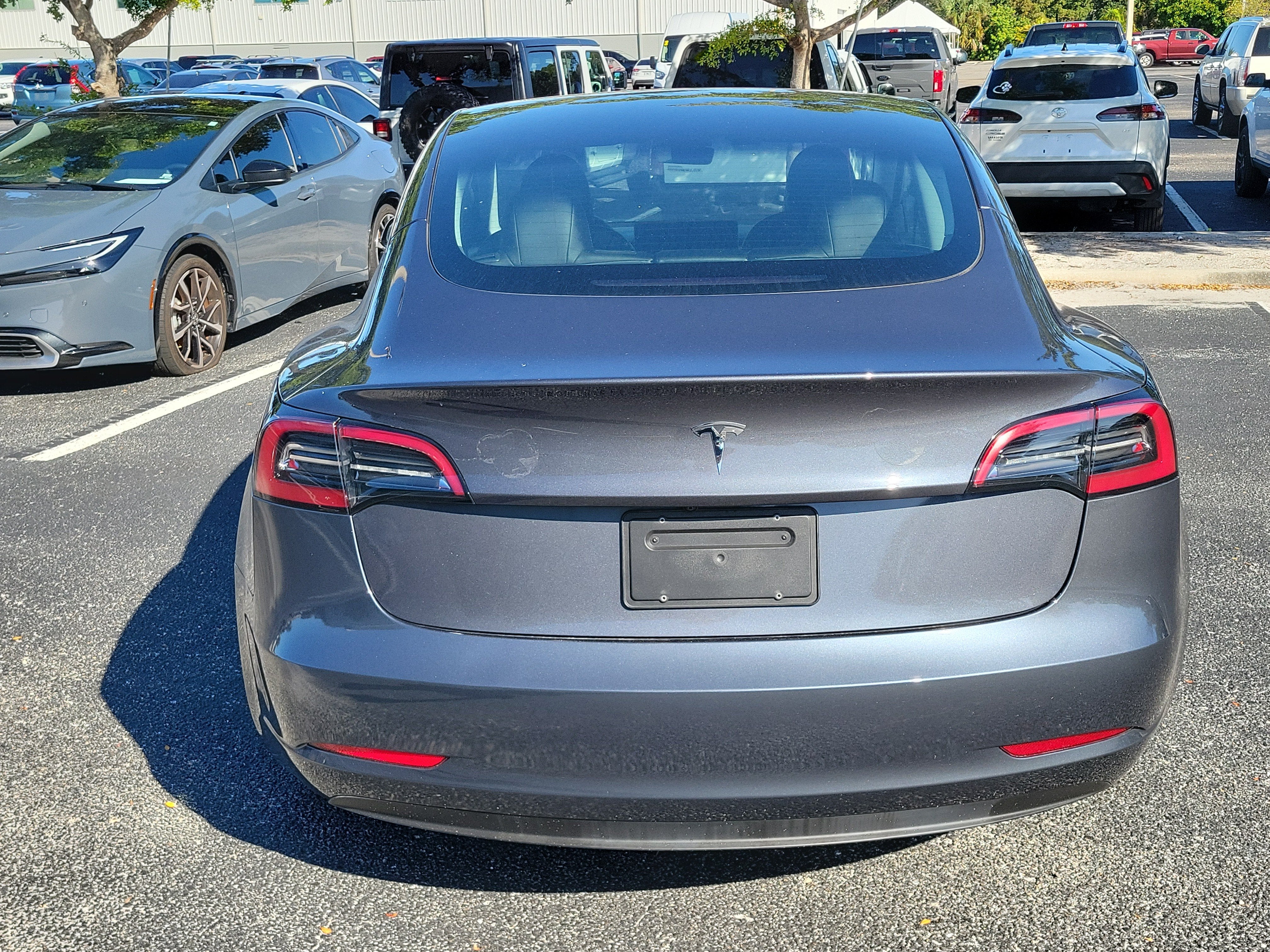 2023 Tesla Model 3 RWD
