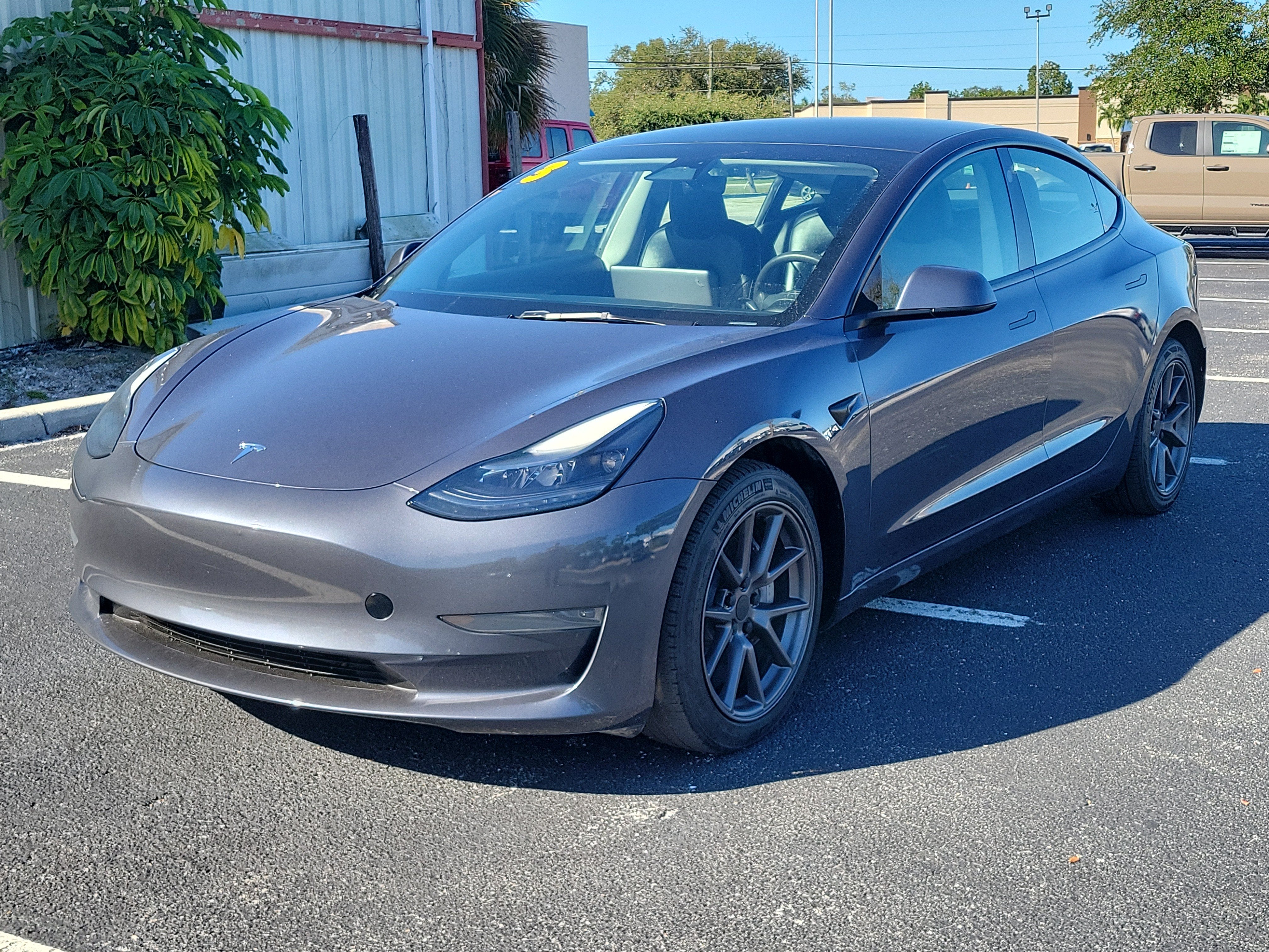 2023 Tesla Model 3 RWD