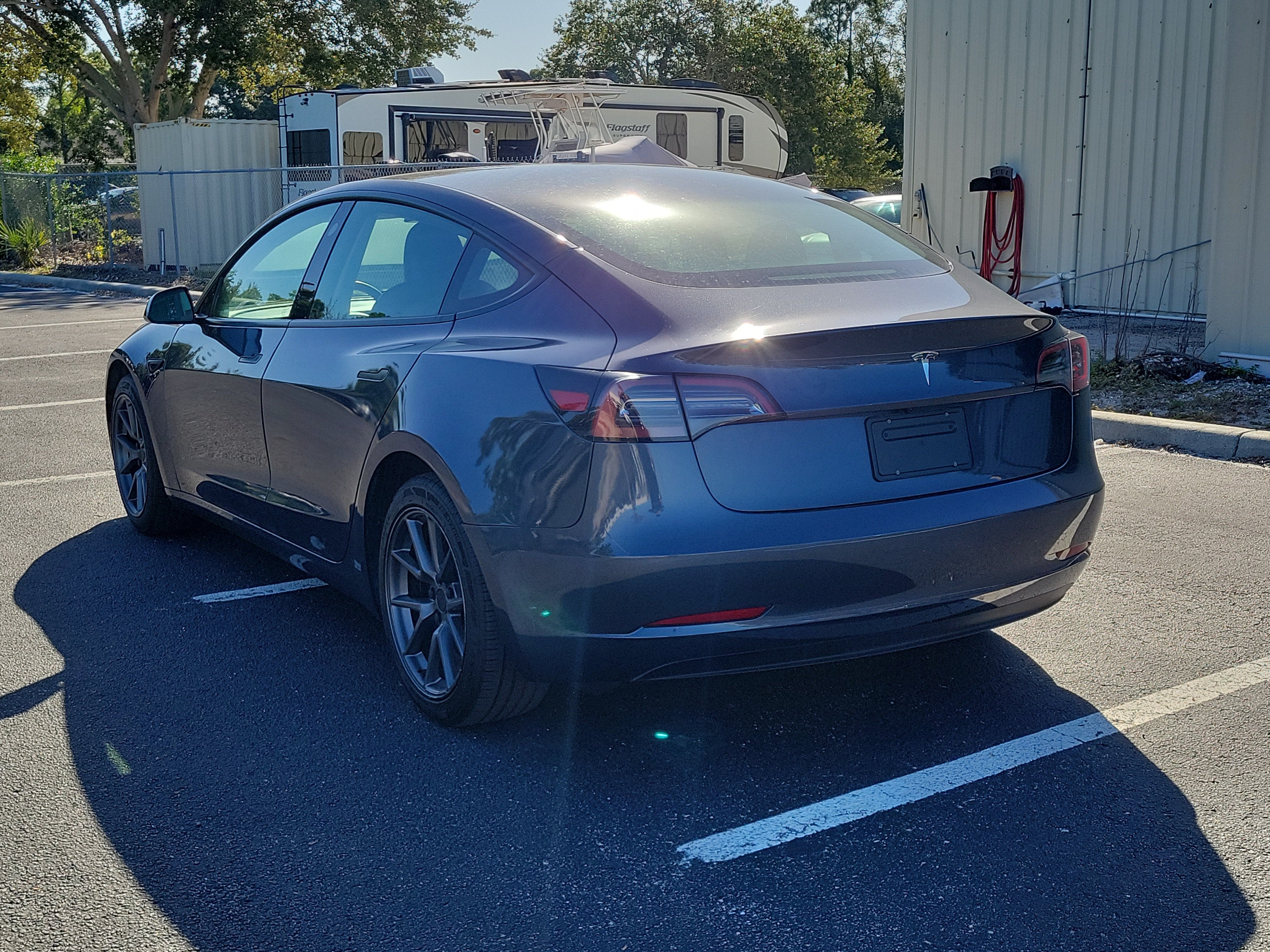 2023 Tesla Model 3 RWD