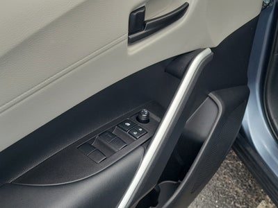 2025 Toyota Corolla Cross LE