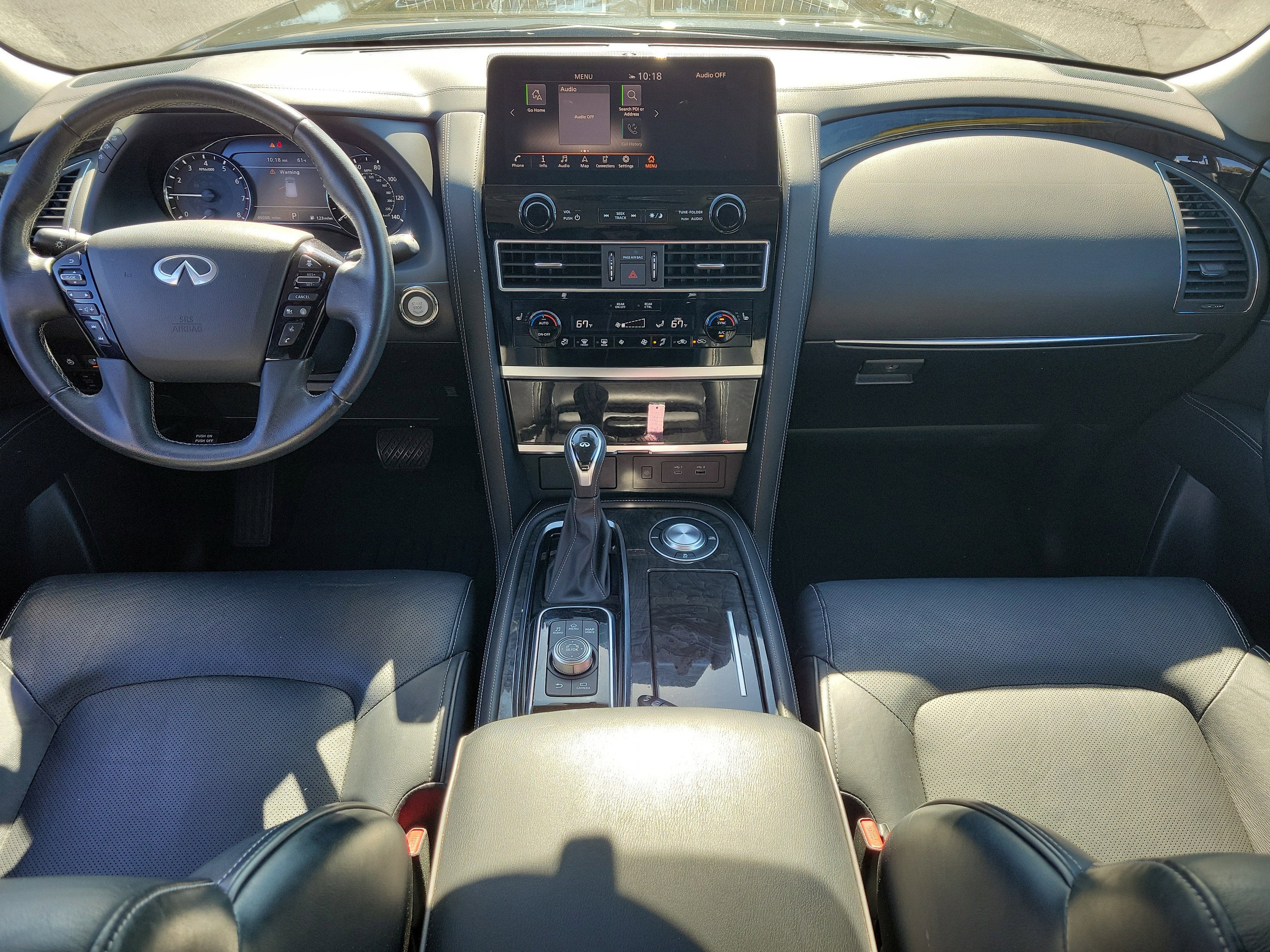 2023 INFINITI QX80 LUXE