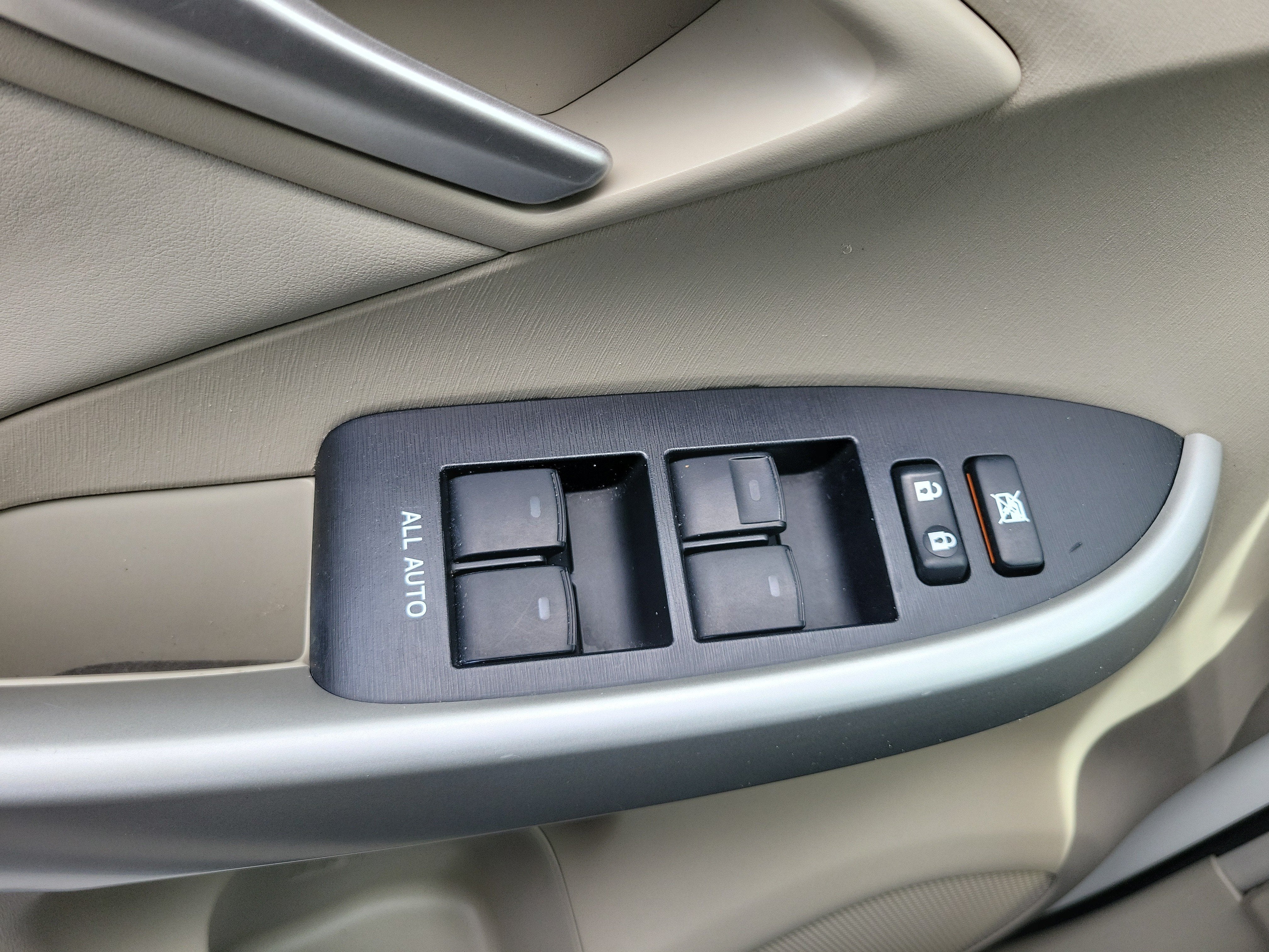 2015 Toyota Prius Four
