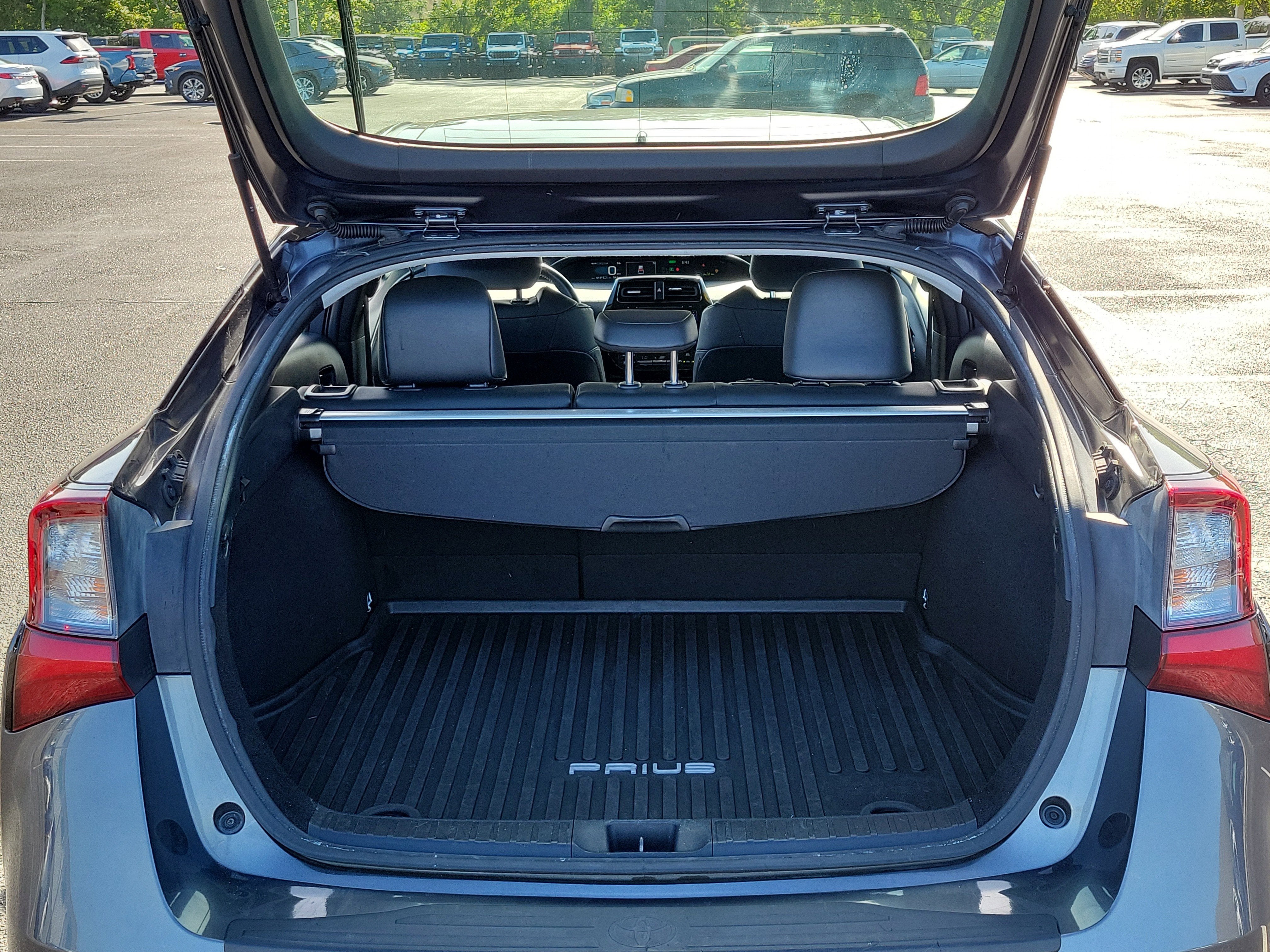 2019 Toyota Prius XLE AWD-e