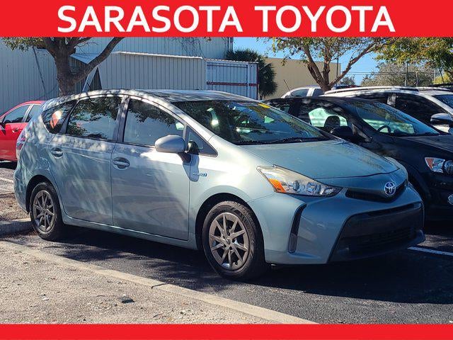 2015 Toyota Prius v Base