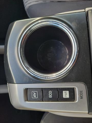 2015 Toyota Prius v Two