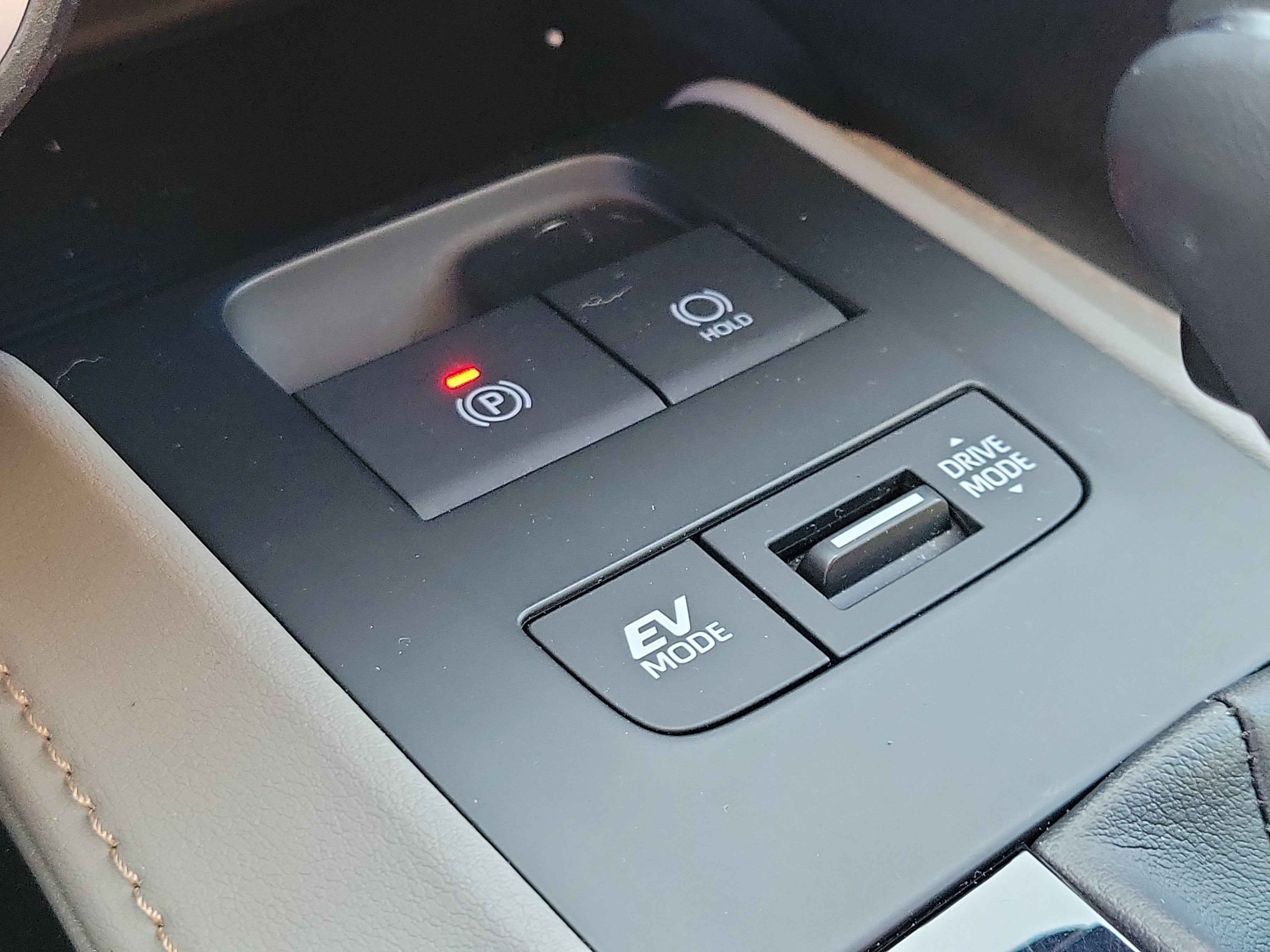 2023 Toyota Venza LE